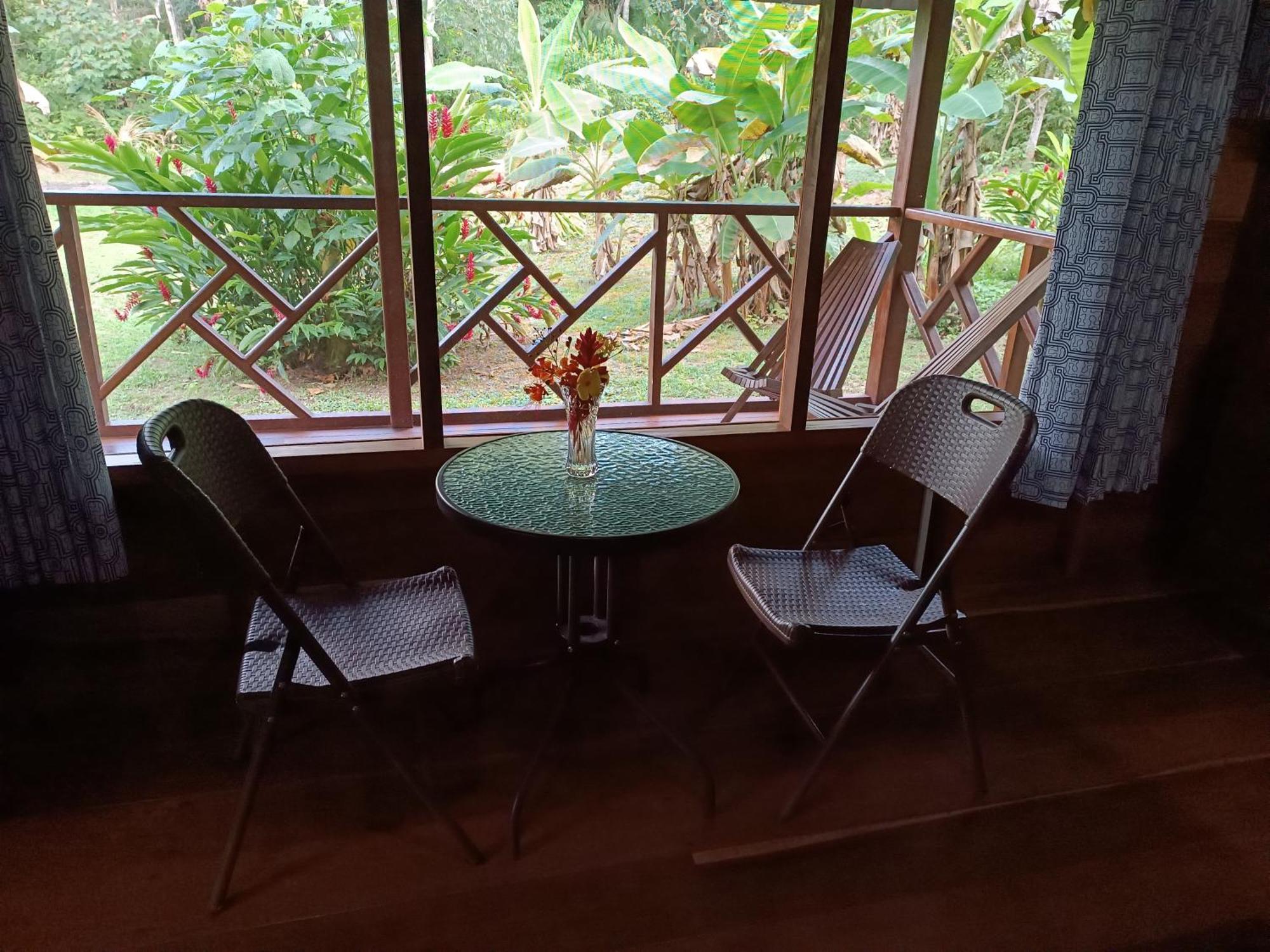 Quirquincho House Lodge Puerto Maldonado Ngoại thất bức ảnh