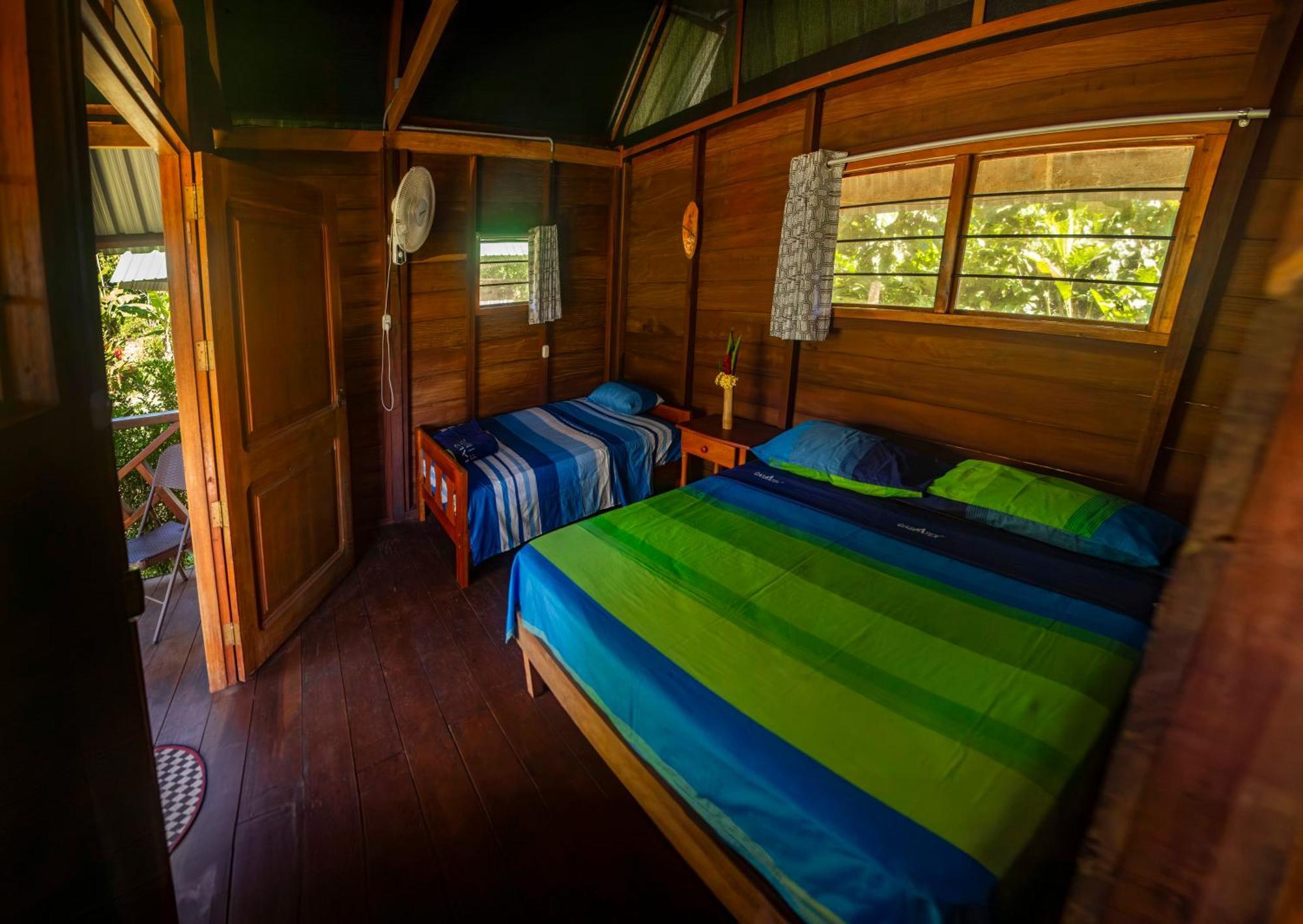 Quirquincho House Lodge Puerto Maldonado Ngoại thất bức ảnh